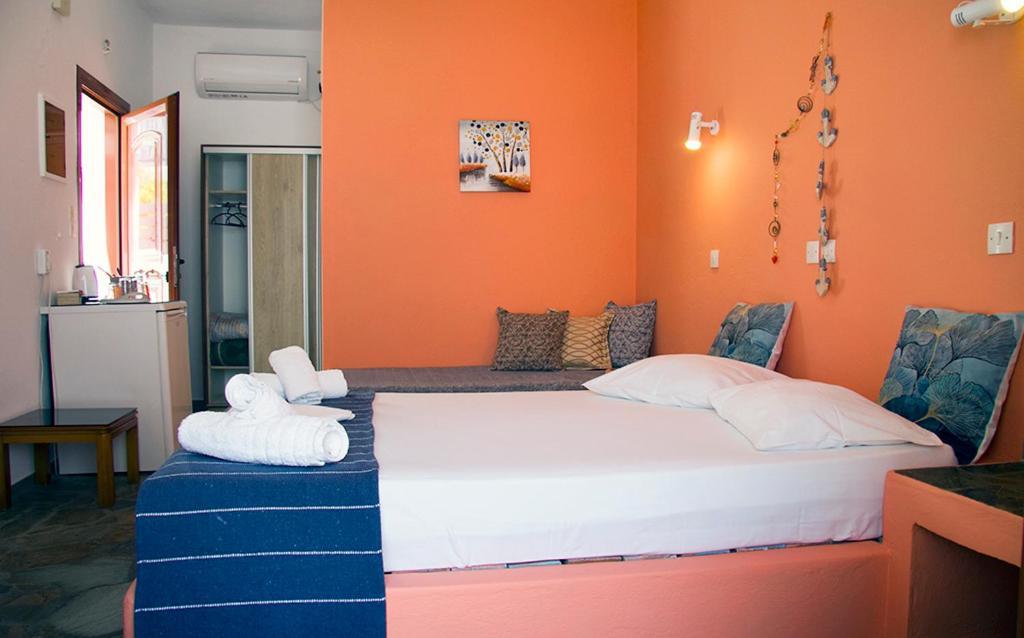 Helios Serifos Livadi  Exterior photo
