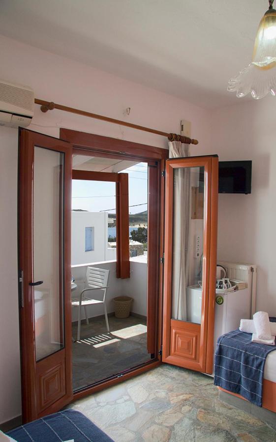 Helios Serifos Livadi  Exterior photo